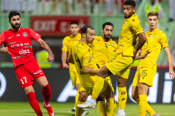 The Ultras behind Al Wasl's tifo