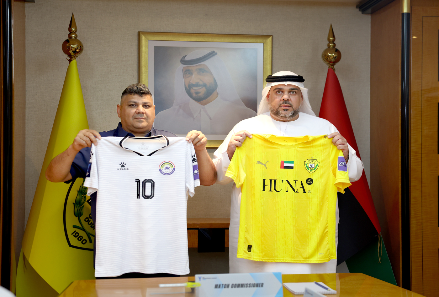 Al Wasl Club will play in its official kit against Al Zawraa of Iraq