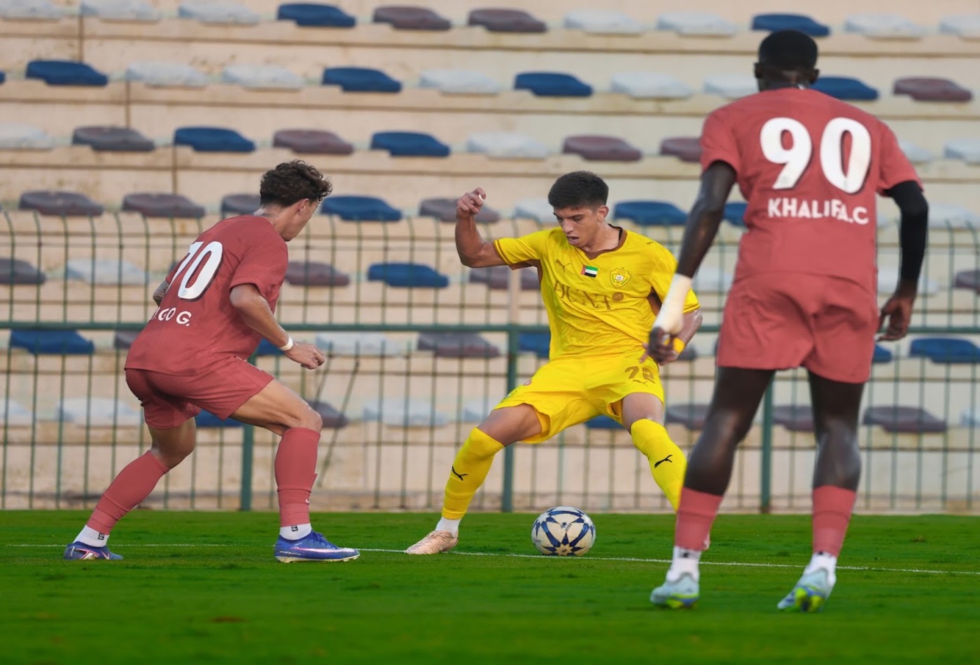 تعادل رديف الوصل مع شباب الأهلي 4-4