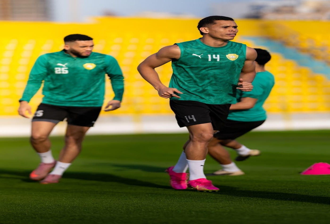 Al Wasl conclude their preparations to face Sharjah in the league