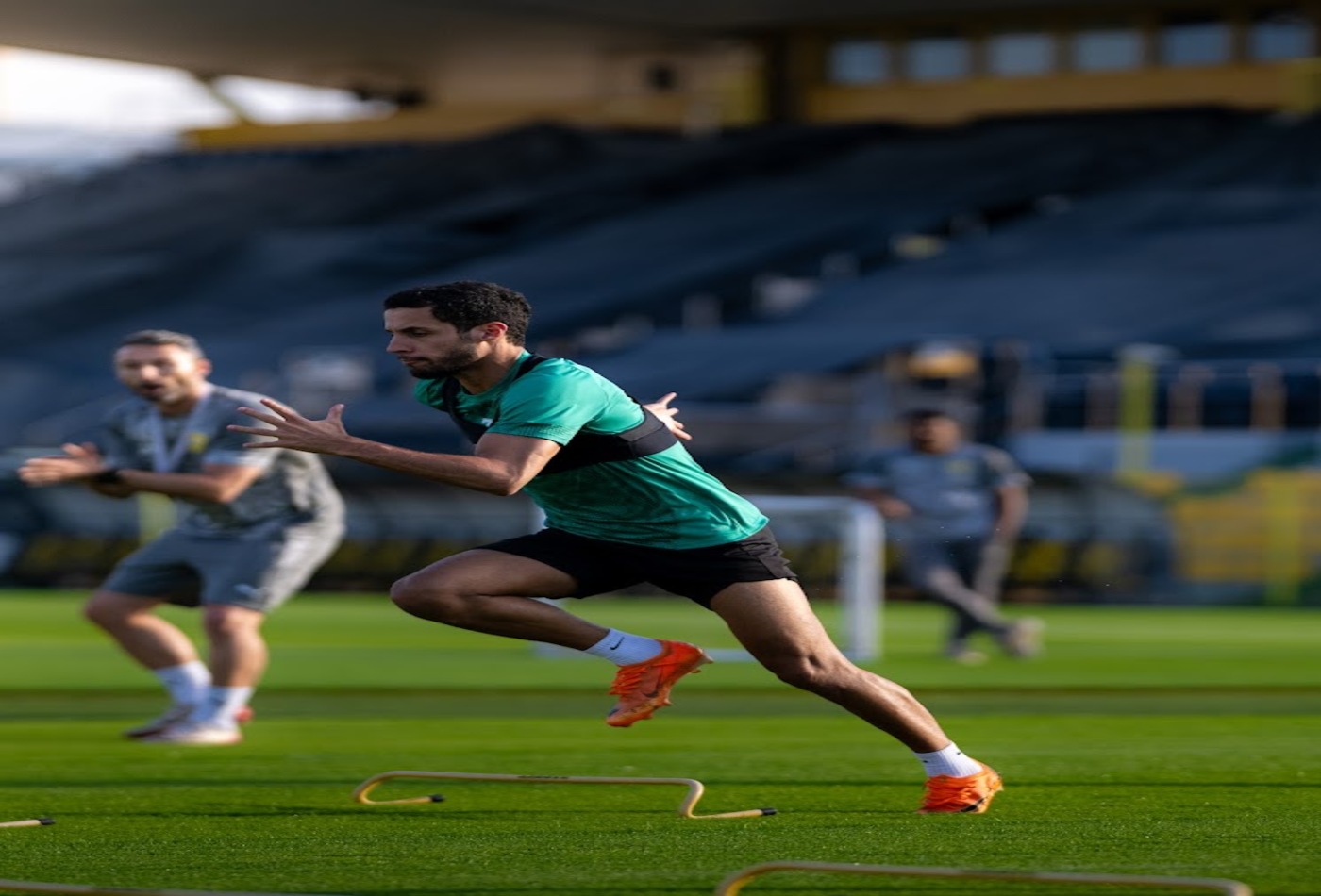 Al Wasl conclude their preparations to face Sharjah in the league