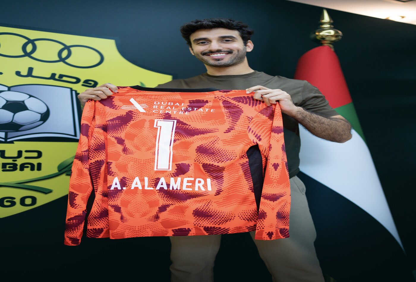 الوصل يعزز صفوفه بالتعاقد مع الحارس عبدالرحمن العامري