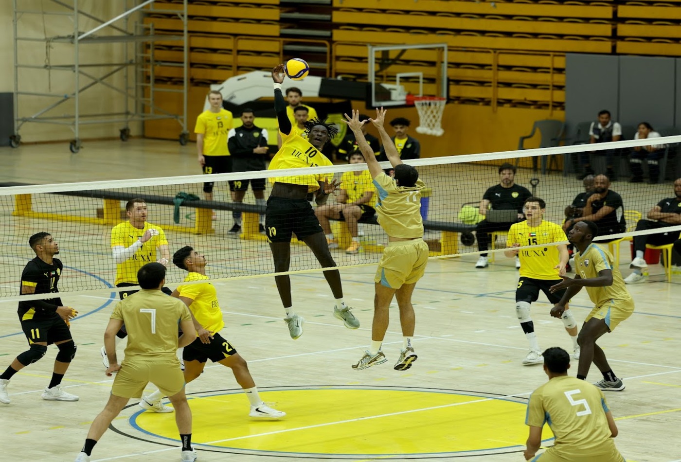 Al Wasl Men's Volleyball Team Defeat Al Dhafra in the Etihad Cup
