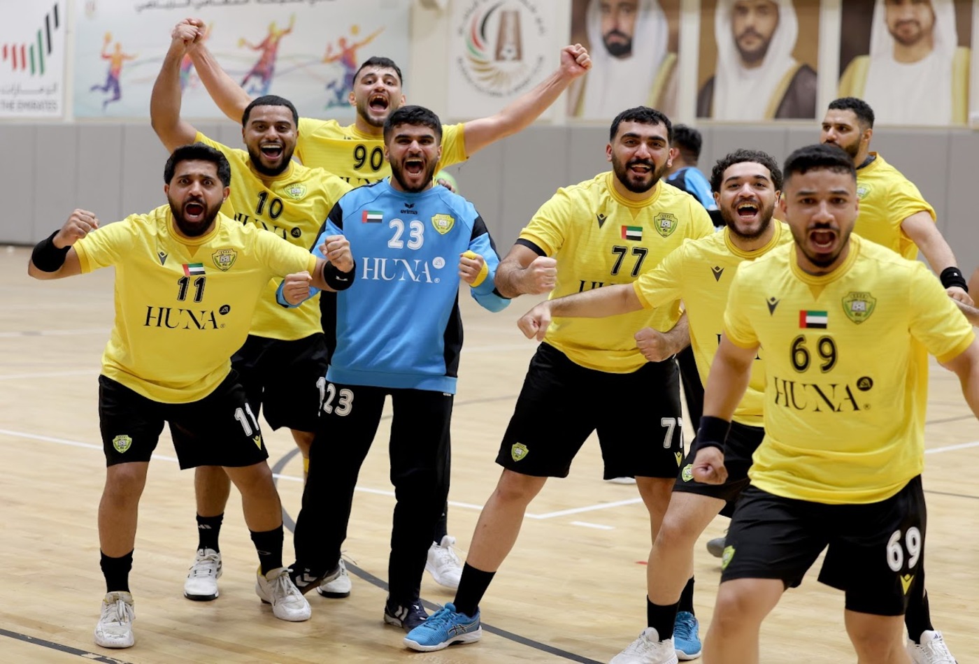 الإمبراطور يحجز بطاقة نصف النهائي في كأس الوطن لكرة اليد