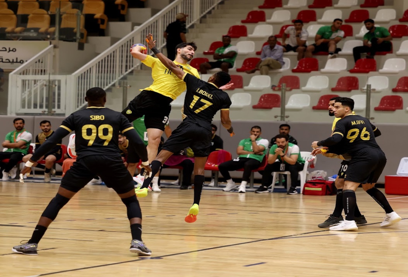 الإمبراطور يحجز بطاقة نصف النهائي في كأس الوطن لكرة اليد