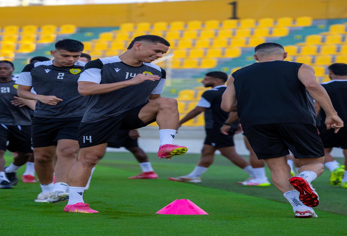 Al Wasl completes preparations to face Sharjah