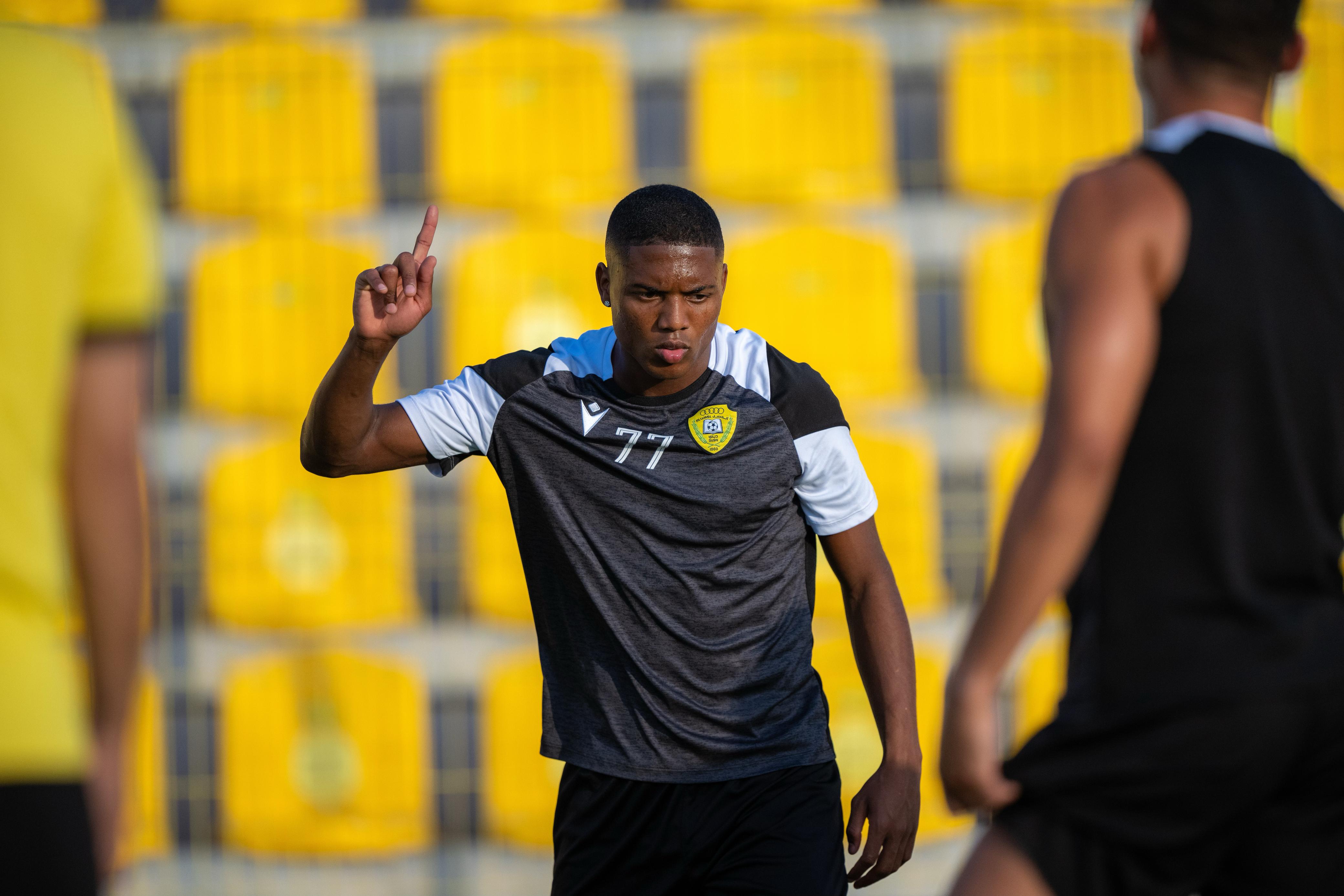 Al Wasl finalizes preparations ahead of Al Orooba match