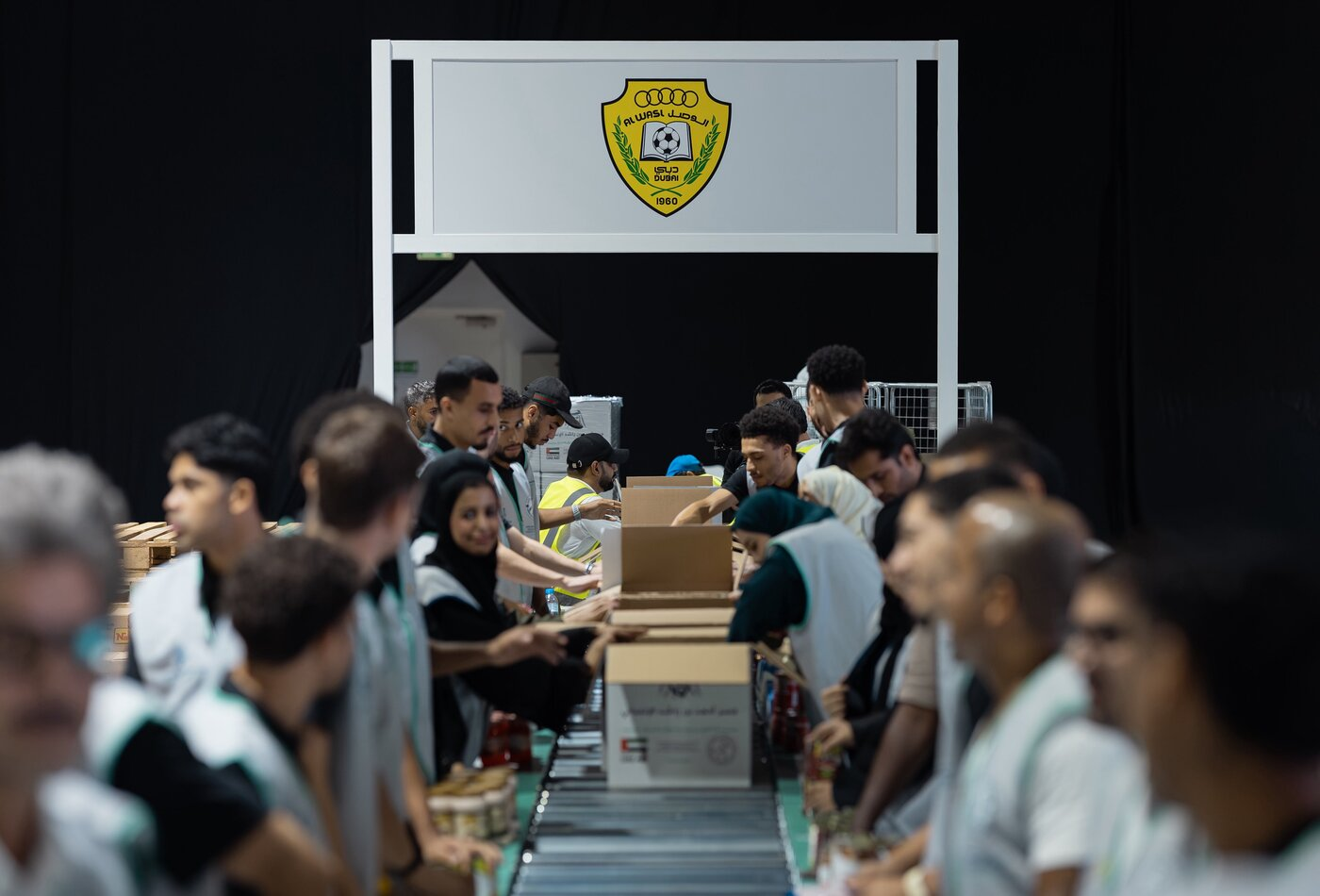 In Commemoration of His Memory. Al Wasl Participates in the “Ahmed bin Rashid Humanitarian Bridge” Initiative in Support of the People of Gaza