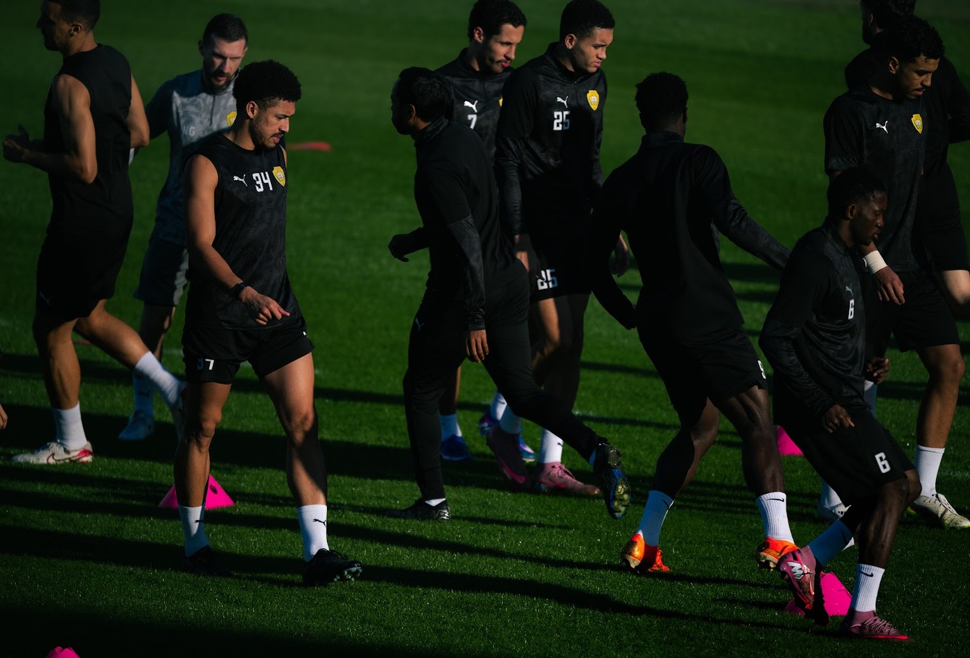 Al Wasl concludes its preparations to face Al Wahda in ADNOC Pro league