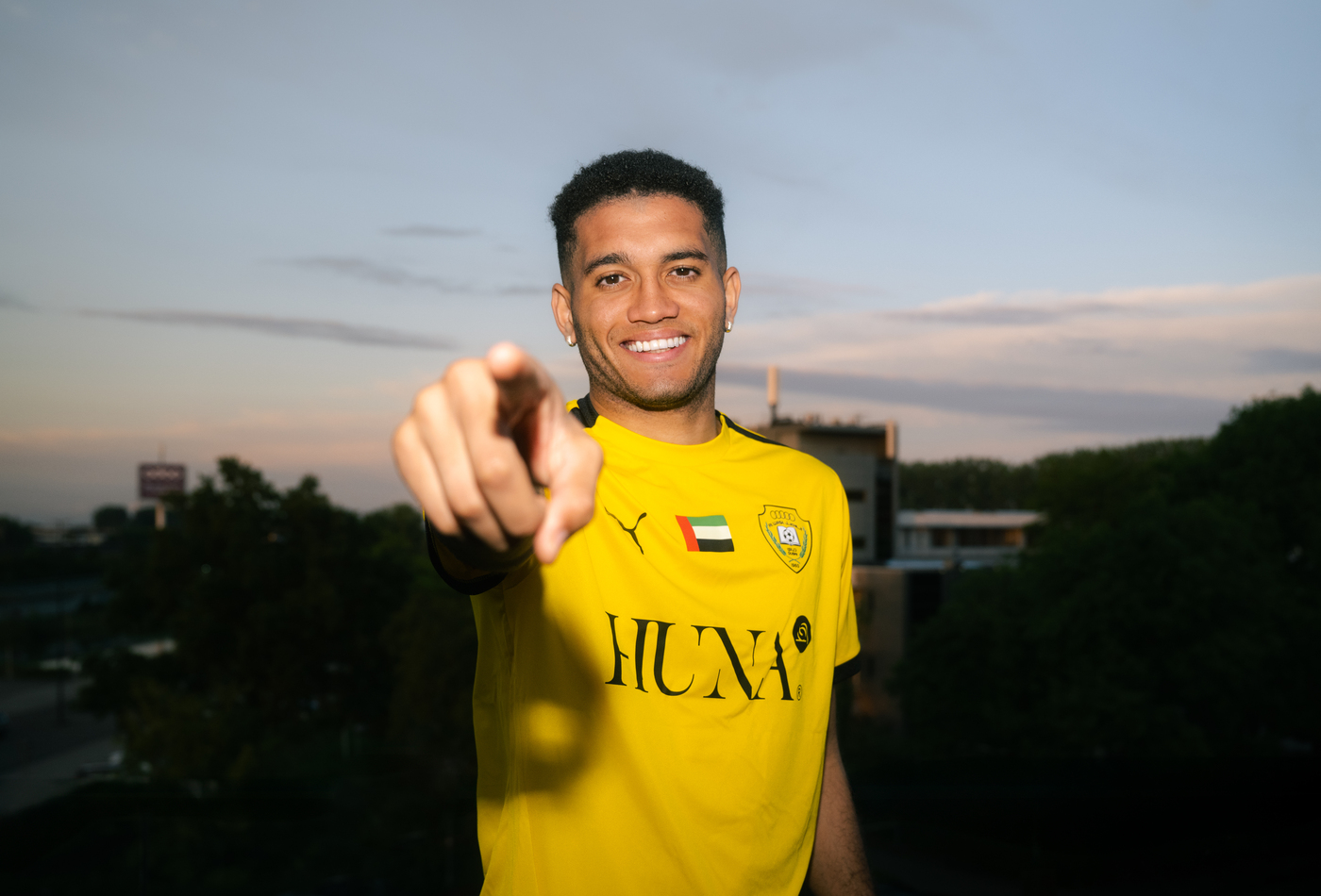 Al Wasl strengthens its defense with the signing of Brazilian Gabriel Vareta